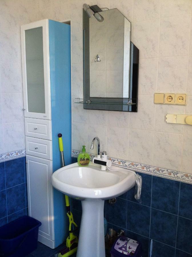 Хостел Тихий Дворик Kharkiv Room photo